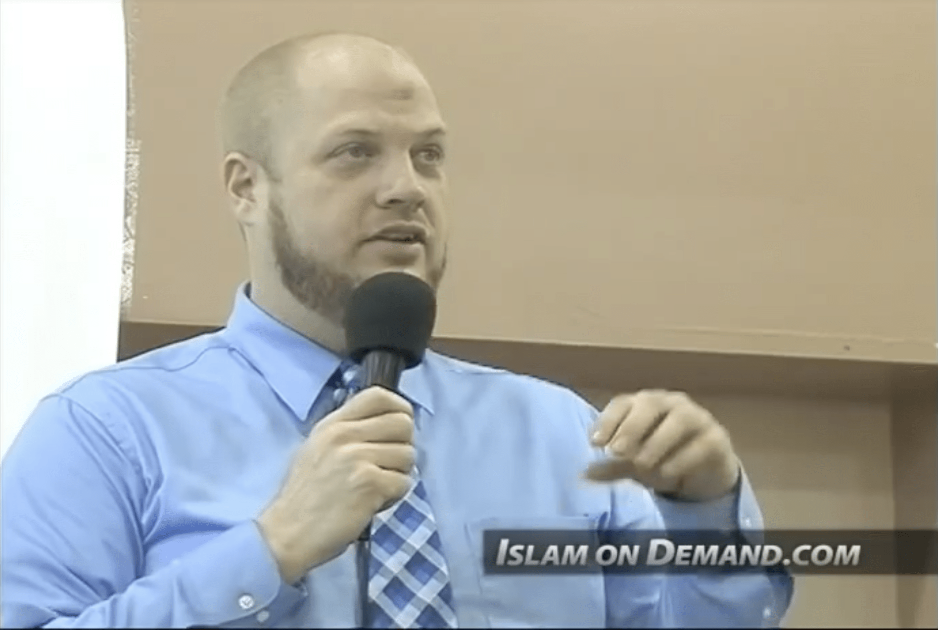 Suhaib Webb – Deen Over Desire: Building the Islamic Identity