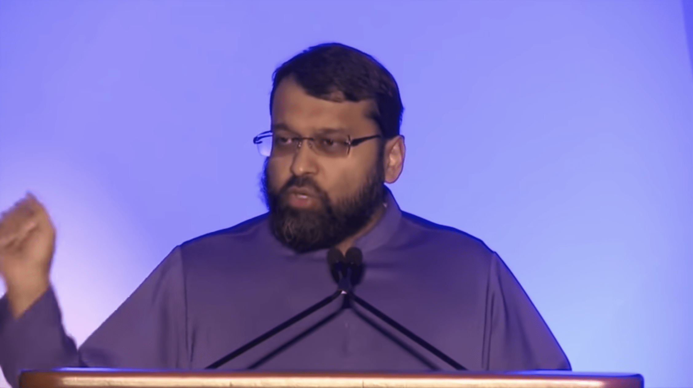 Yasir Qadhi – Helm Of Change