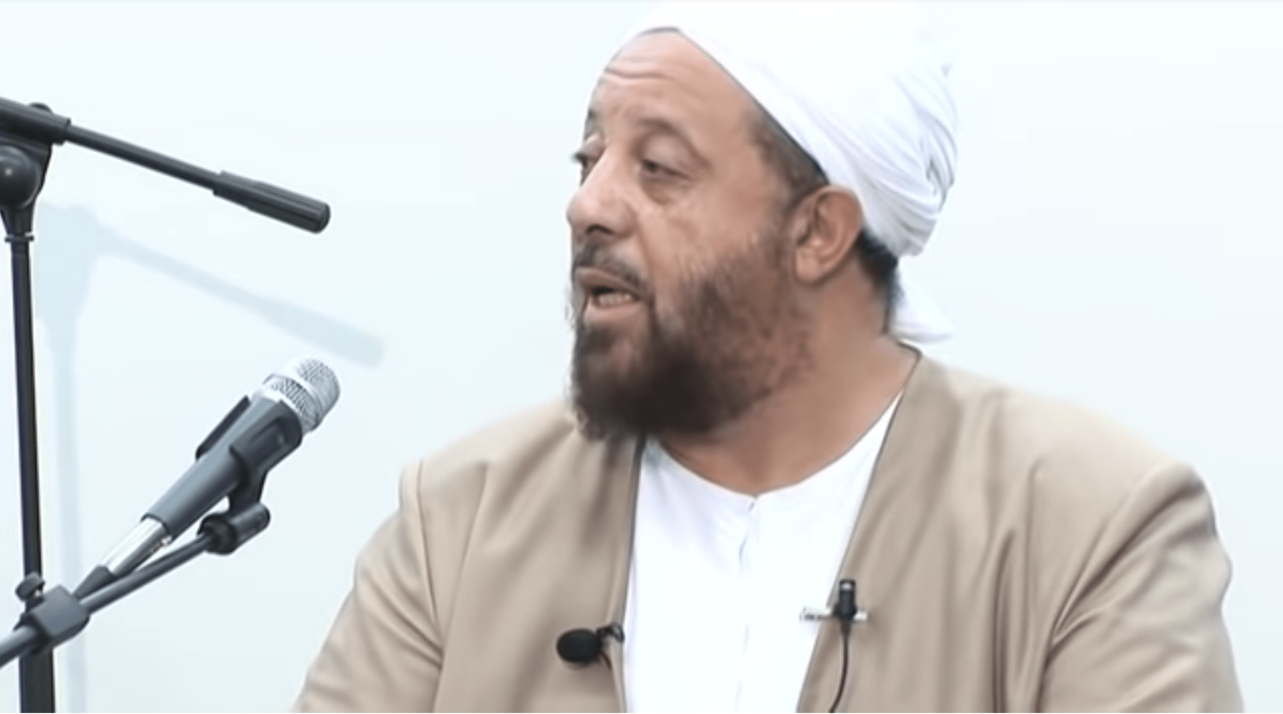 Abdullah Hakim Quick – How to Obtain Contentment