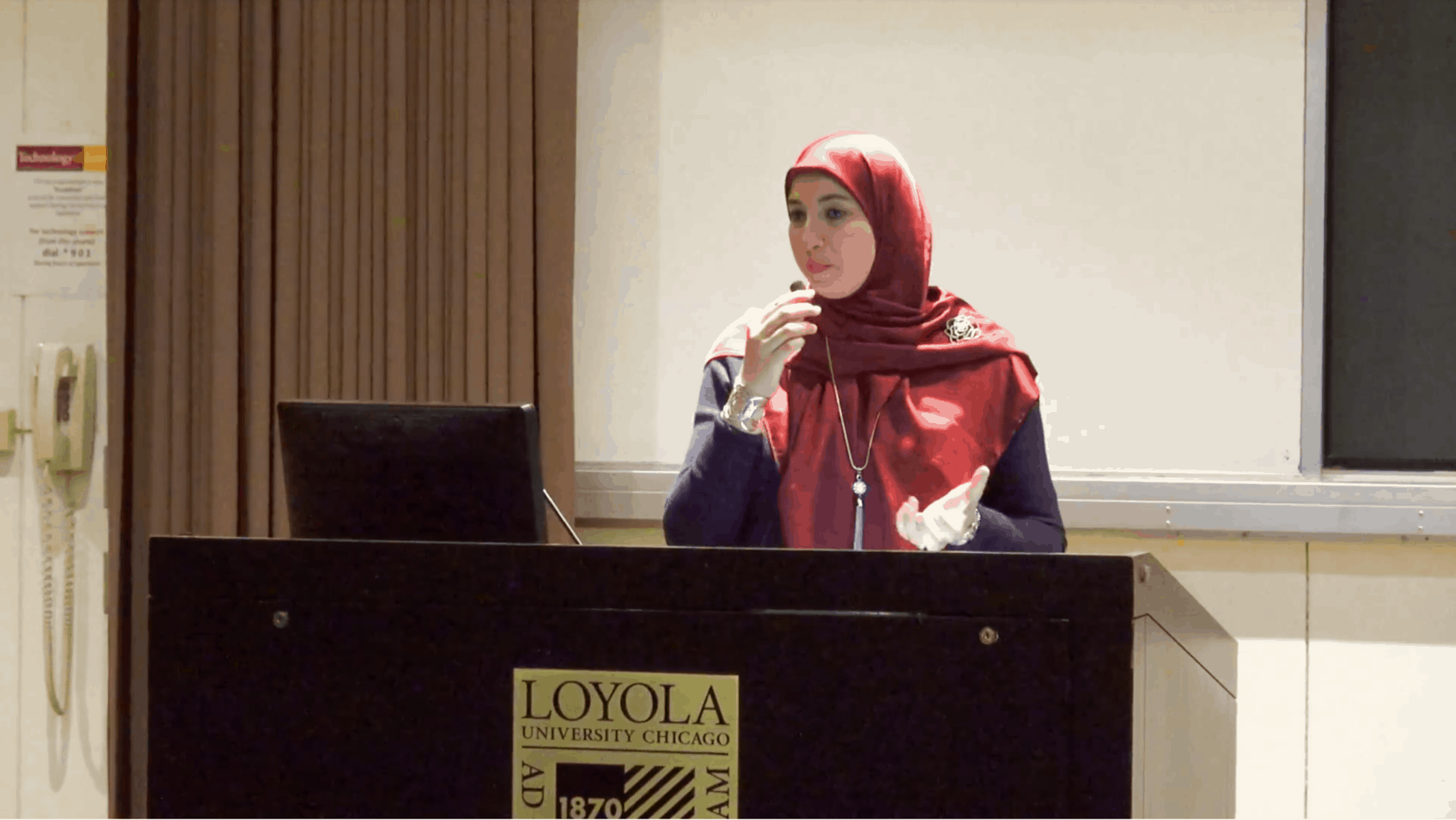 Suzy Ismail – Looking Beyond the Headscarf