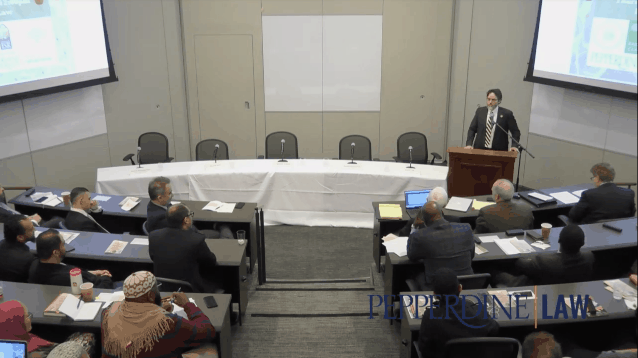 Hamza Yusuf – An Islamic Case for Pluralism, Equal Citizenship, and Religious