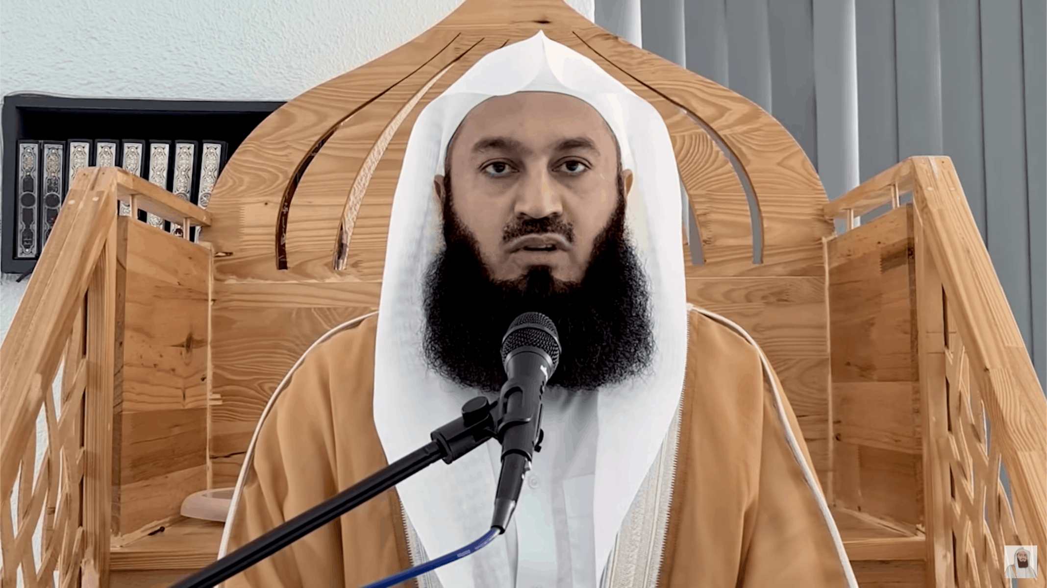 Ismail ibn Musa Menk – Trust in Allah During Trying Times