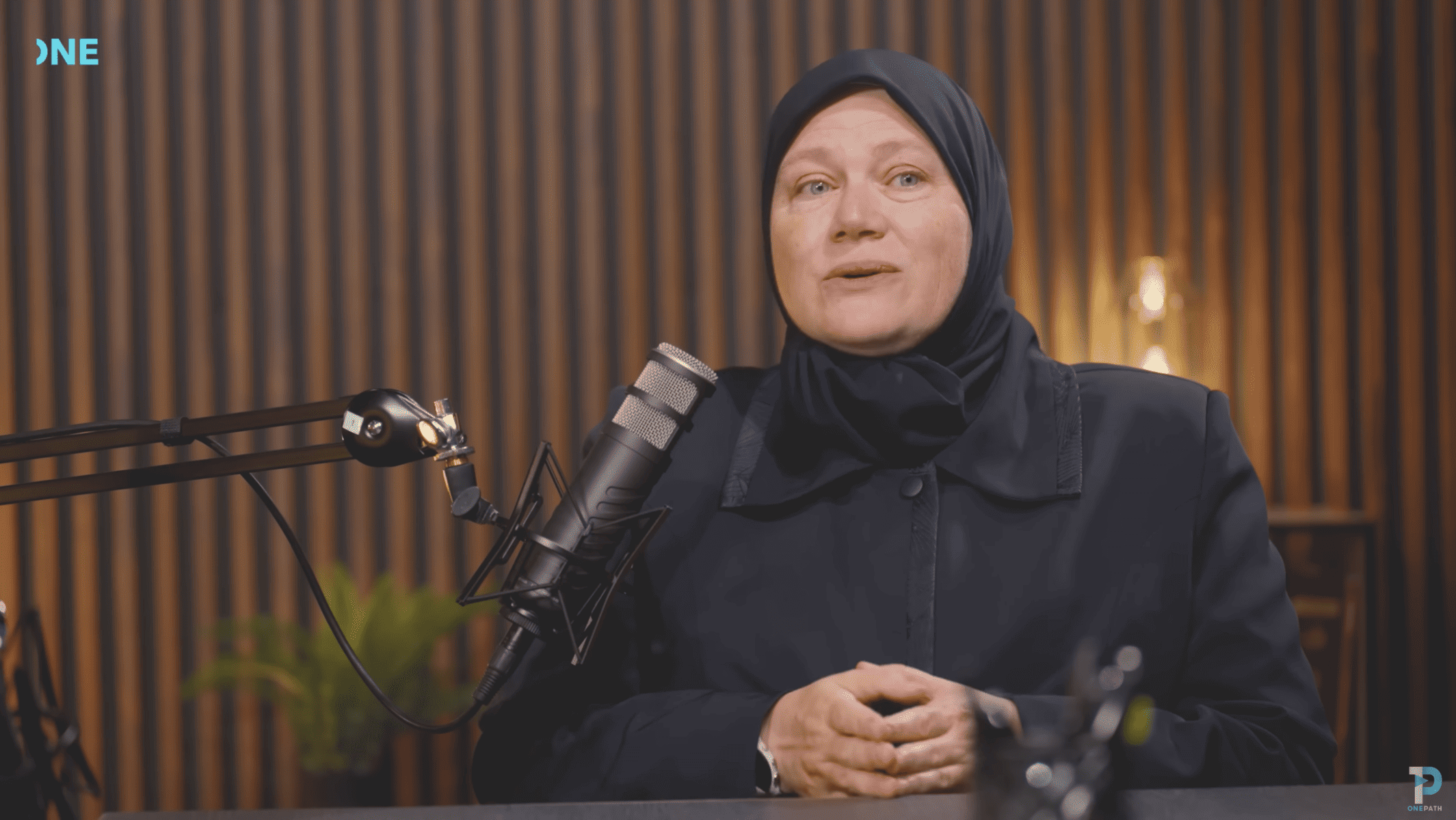 Tamara Gray – How an American Woman Became a Muslim Scholar